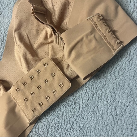 KNIX Evolution Beige Padded V-Neck Bra Size 6 - Picture 5 of 6